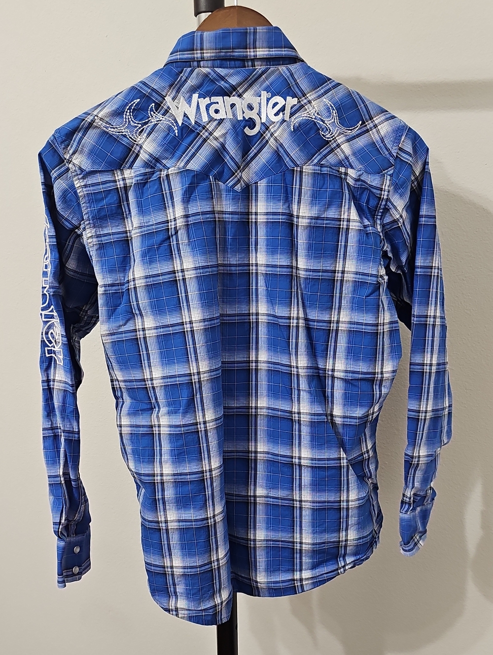 Wrangler Boys Youth XL 14-16 Western Plaid Shirt Embroidered Logos Long Sleeve